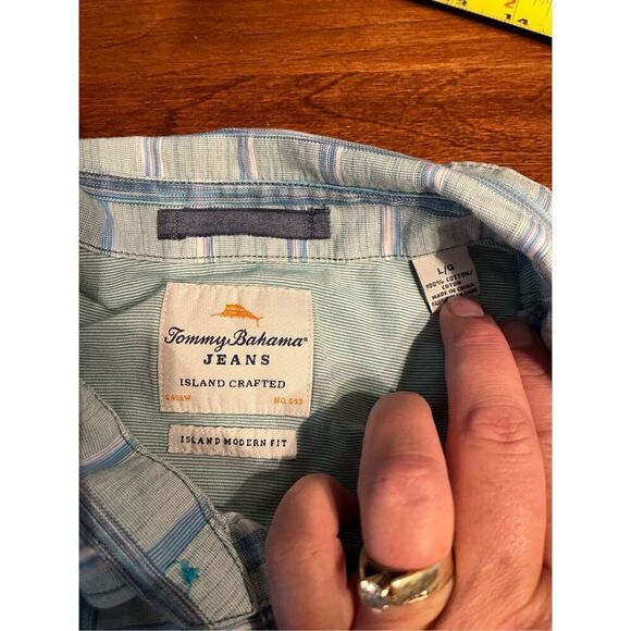 Tommy Bahama Shirt Button-Up  Mens L Casual Plaid Cotton Island Modern Fit - Picture 2 of 5